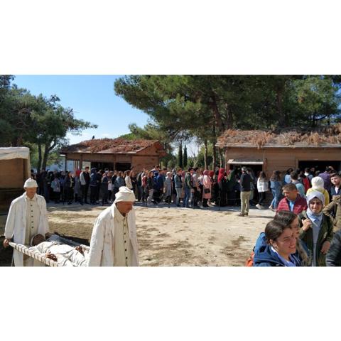 Türkiye Gençlik Vakfı Çanakkale il temsilciliği “10.000 Genci Şehit Dedeleriyle Buluşuyor”