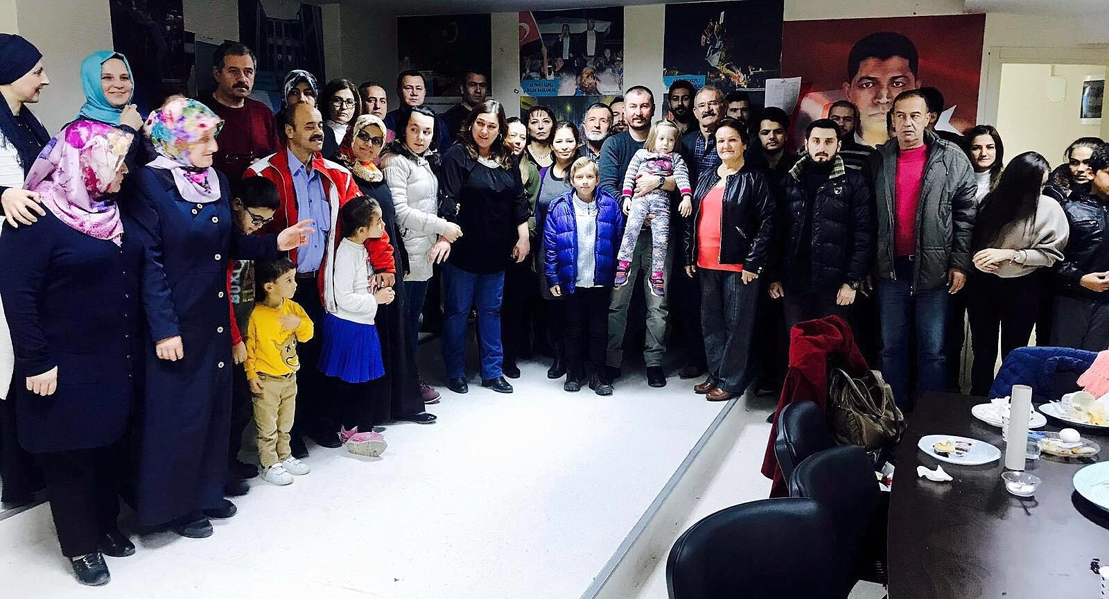 AK PARTİ KEPEZ'DEN KIZILAY'A KAN 