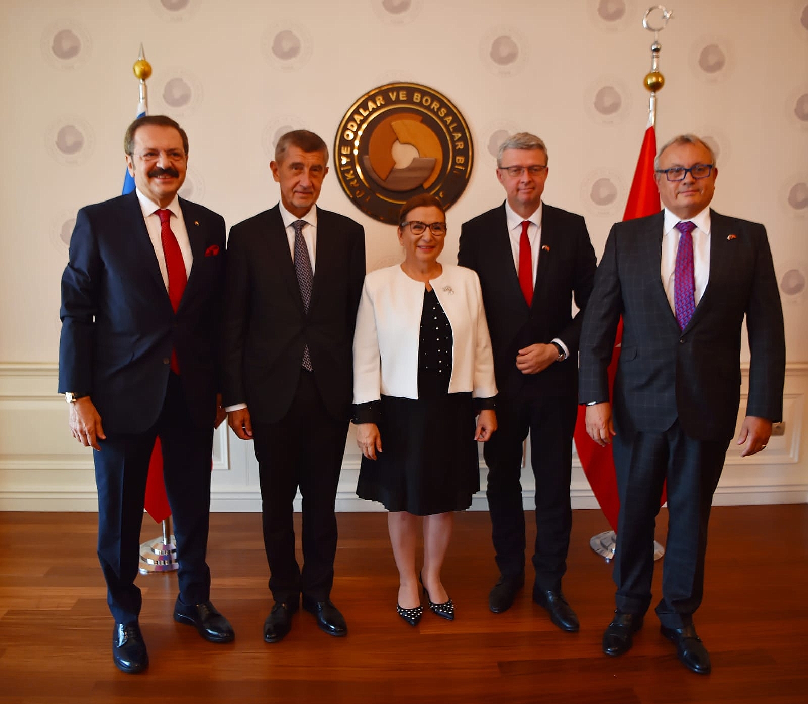 BAŞKAN ÜZEN, ÇEK CUMHURİYETİ BAŞBAKANI ANDREJ BABİS ONURUNA TÜRKİYE ODALAR VE BORSALAR BİRLİĞİ’NDE (TOBB)  DÜZENLENEN ÇALIŞMA YEMEĞİNE KATILDI.