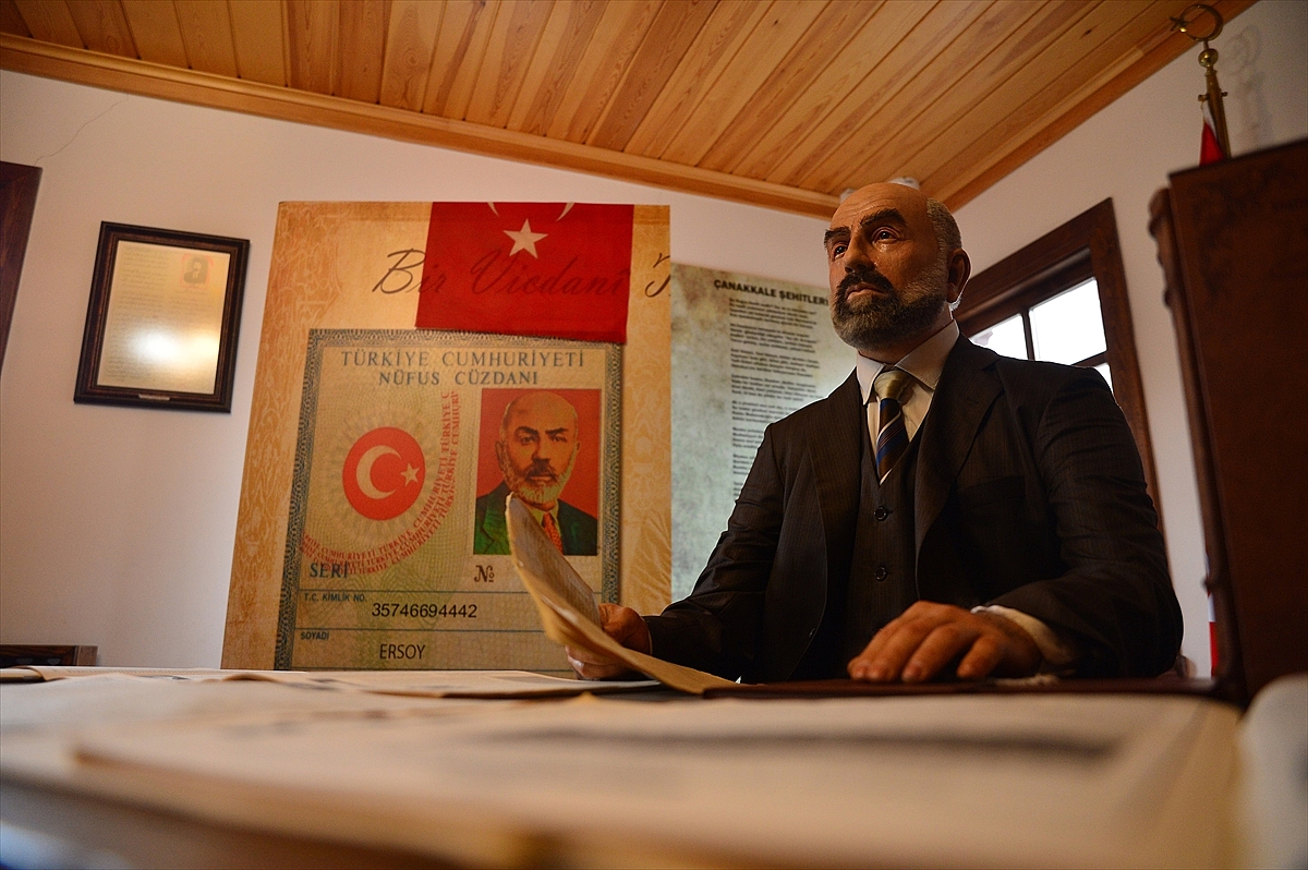 Akif'in anıları Çanakkale'de çocukluğunun geçtiği evde yaşatılıyor