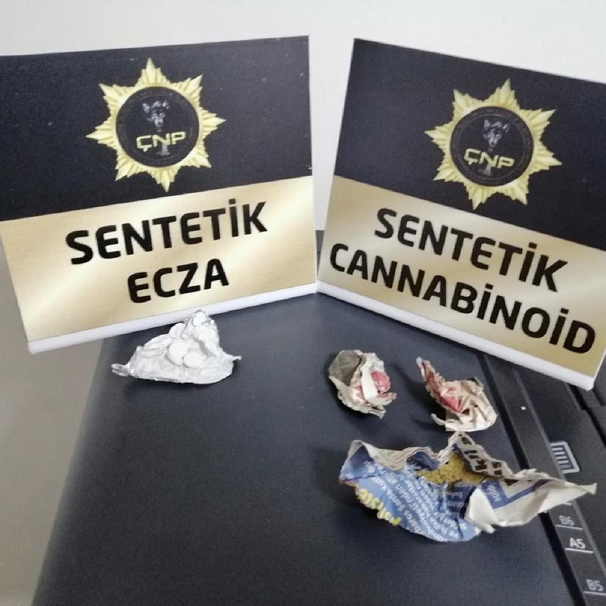 Çanakkale'deki uyuşturucu operasyonunda yakalanan 3 şüpheli tutuklandı