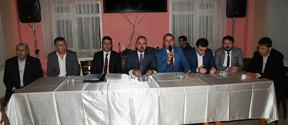 AK Parti'li Turan'dan "Sosyal Konutlar Kentsel Dönüşüm Projesi" açıklaması