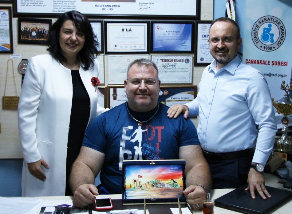 MESELE ZİHİN VE KALPLERDEKİ ENGELLERİ AŞMAKTIR