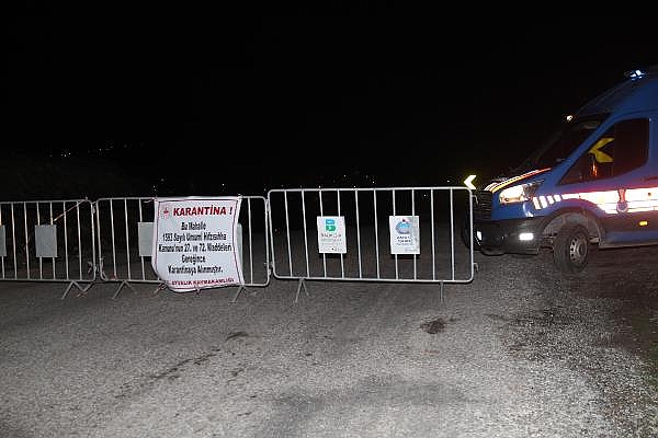 Ayvalık'ta bir mahalle karantinaya alındı