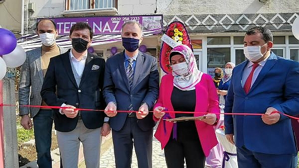 Kanseri yendi, eğitim hayatına başlayıp, Dünya Kadınlar Günü'nde iş yerini açtı