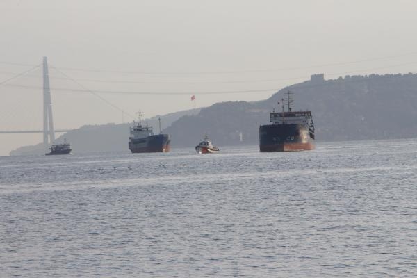 2021/09/istanbul-bogazinda-2-kuruyuk-gemisi-carpisti-1bee7c05a8a1-4.jpg