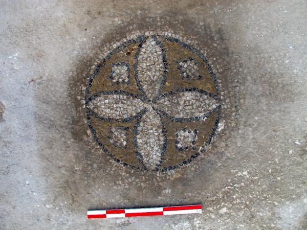 2021/10/troya-oren-yerinde-helenistik-ve-roma-donemine-ait-mozaik-bulundu-bf480b435bf4-11.jpg
