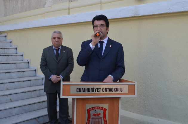 Cumhuriyet Ortaokulunda Karne Heyecanı