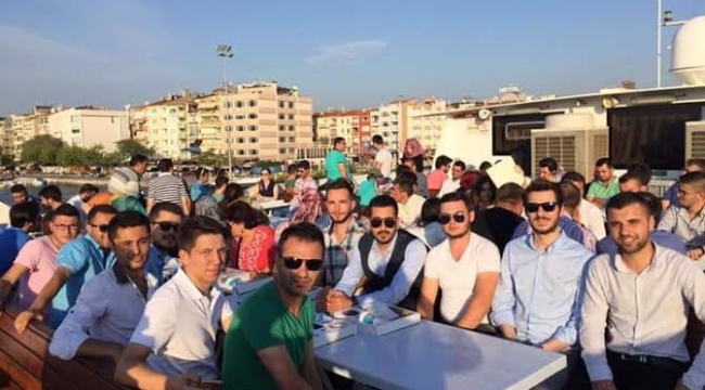 AK PARTİ GENÇLİK KOLLARINDAN VEFA İFTARI