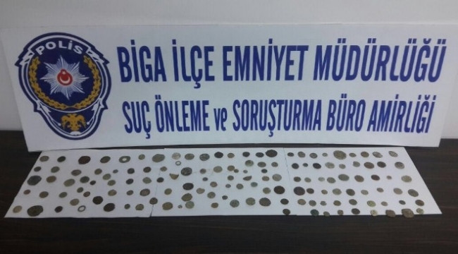 Biga'da 138 Adet Tarihi Para Ele Geçirildi