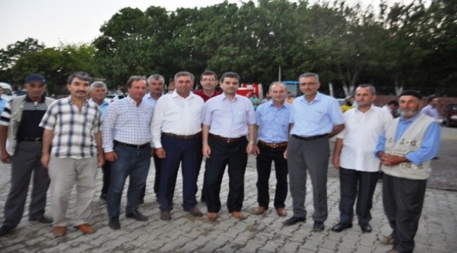 Yeniçiftlik Köyünde Geleneksel Köy İftarı