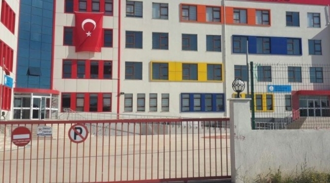 Biga’da özel bir okulda arama başlatıldı