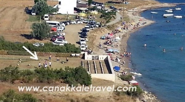 Çanakkale’de İngiliz Mezarlığı’nda Futbol Oynadılar!
