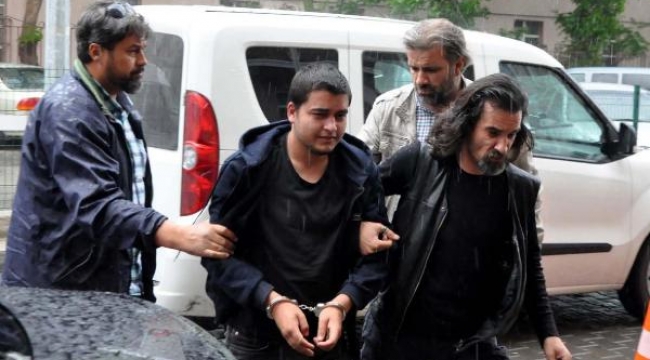 Çanakkale'de Yılın Doktorunu Bıçaklayan Sanık Hakim Karşısında