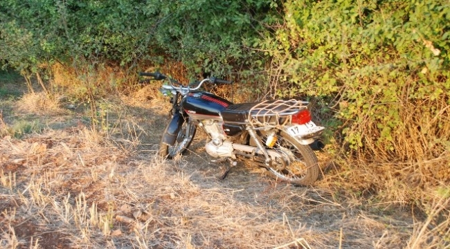 Direğe Çarpan Motosikletli Genç Hayatını Kaybetti