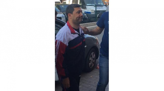 Gözaltına Alınan Komutanın Işlemleri Sürüyor
