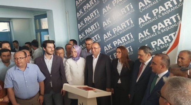 Bakan Eroğlu: "Bunlar akıllarını 1 dolara başkasına satan, asker elbisesine bürünmüş teröristler"