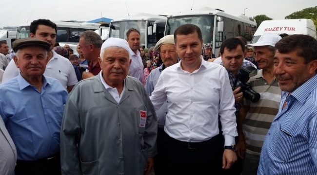 Başkan Kuzu hacı adaylarını kutsal topraklara uğurladı