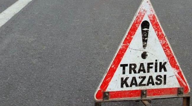 Çanakkale'de Tır Devrildi: 1 Ölü
