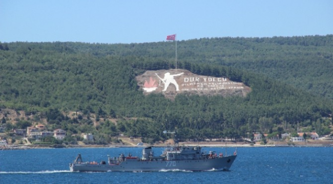 Rus Savaş Gemisi Çanakkale Boğazı'ndan Geçti