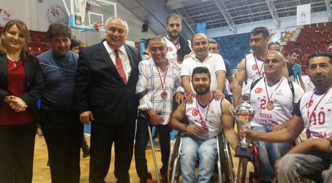 YÜZ ENGELLİ YÜZ AYAK