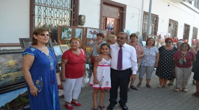 Zafer bayramı anısına yağlı boya resim ve çini sergisi