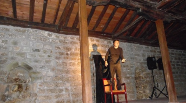 Çardak'ta 'Faust' Gösterisi