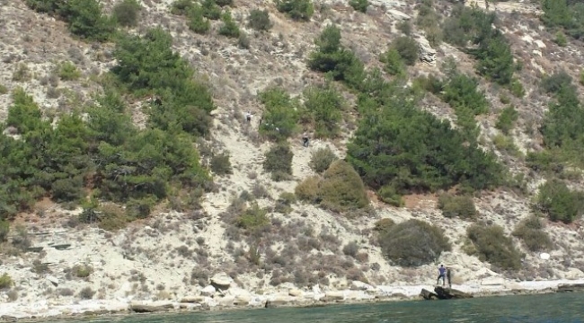 Şehitler abidesinde özçekim yaparken uçuruma yuvarlandı