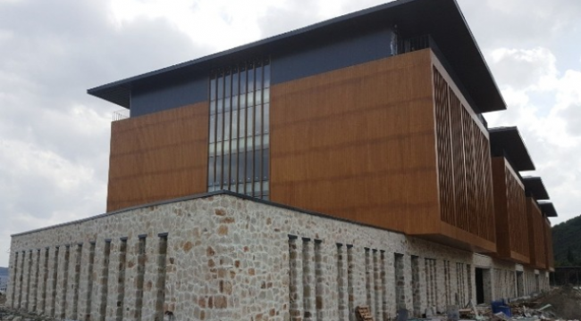 Eceabat'taki 720 Kişilik Konuk Evi Açılış İçin Gün Sayıyor
