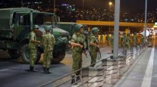 FETÖ'cüler 05.20'de mesaj atmış: Çok acil darbeyi kınayın