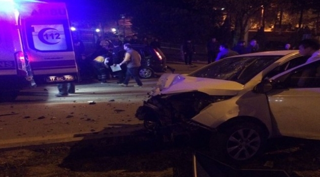 Çanakkale’de trafik kazası; 3 yaralı