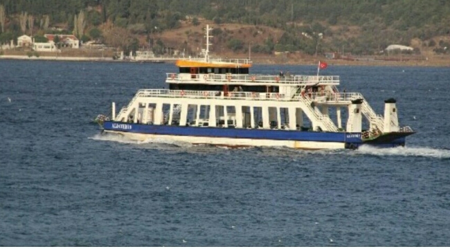 Feribot seferleri iptal edildi.