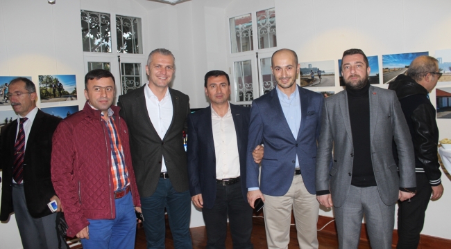 Hayaller ve Barışın Kesiştiği Sergi