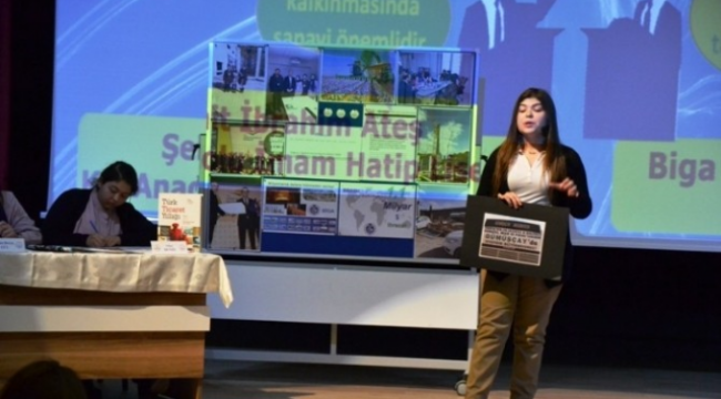 Biga'da Liseler Arası Münazara Yarışması