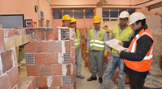 2017'nin İlk Mesleki Yeterlilik Sınavları Gerçekleştirildi