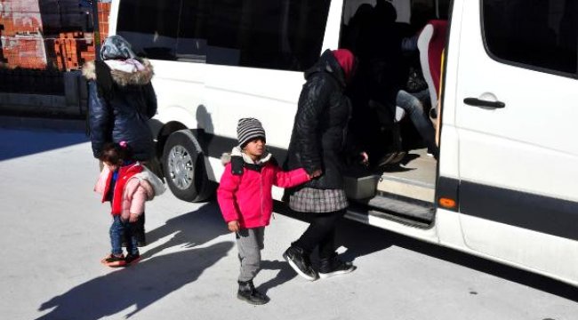 Ayvacık'ta 55 Kaçak ve 2 İnsan Kaçakçısı Yakalandı