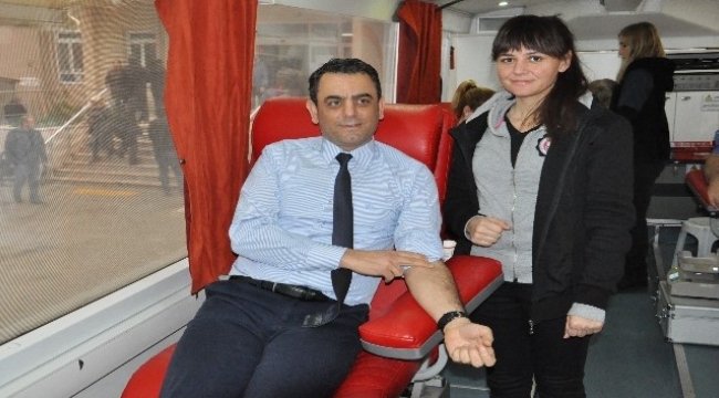 Çanakkale Devlet Hastanesinde kan bağışı