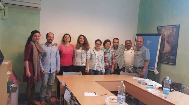 Çiçeklidede ortaokulu öğretmenleri İtalya’da kursa katıldı