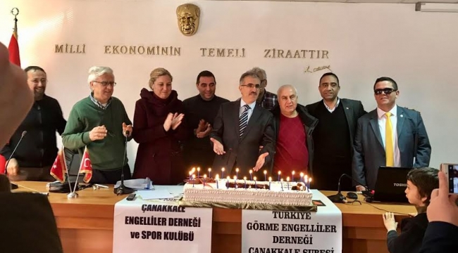 GÖRME ENGELLİLER YENİ BAŞKANINI SEÇTİ