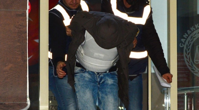 Önce silah çekti, sonra sosyal medyadan çekildi