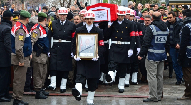 Şehit astsubay son yolculuğuna uğurlandı