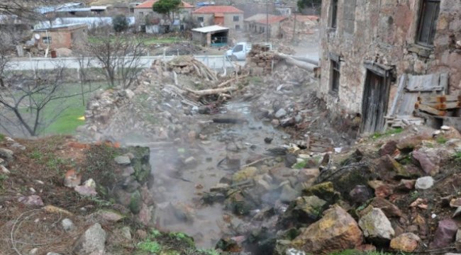 Çomü Heyeti Deprem Bölgesinde İnceleme Yaptı