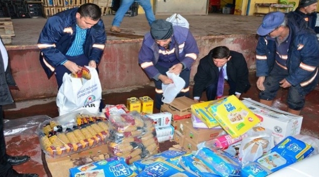 Lapseki Belediyesi’nden depremzedelere yardım