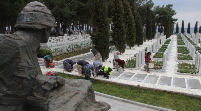 Çanakkale Deniz Zaferi’nin 102’nci yılı