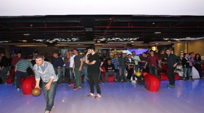 UEDAŞ çalışanları Bowling Turnuvasında Stres Attı
