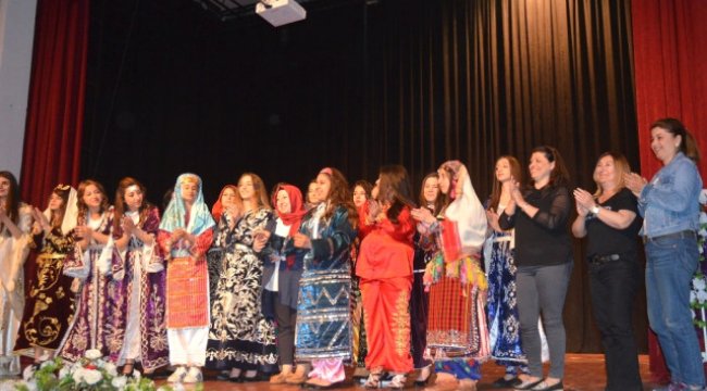 Gelibolu'da Bindallı Defilesi