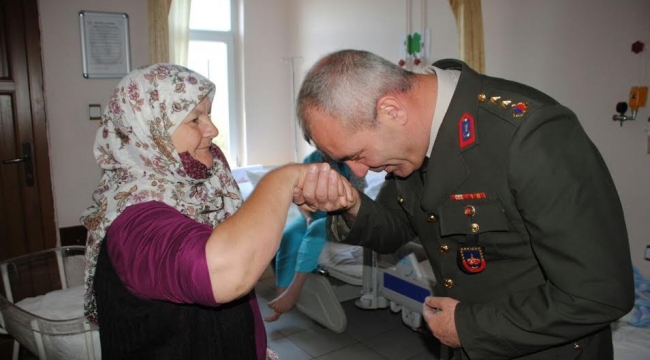 Jandarmadan anlamlı ziyaret