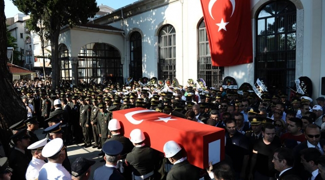 Binbaşı Koray Onay Çanakkale'de Son Yolculuğuna Uğurlanıyor