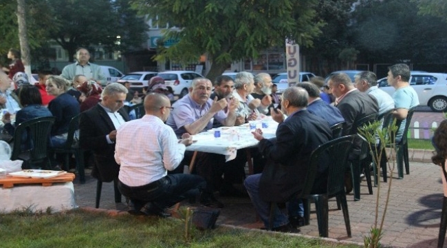CHP Çan ilçe teşkilatından iftar yemeği