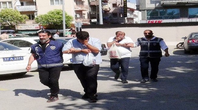 Sahte altınlarla 9 kuyumcu dolandırdılar
